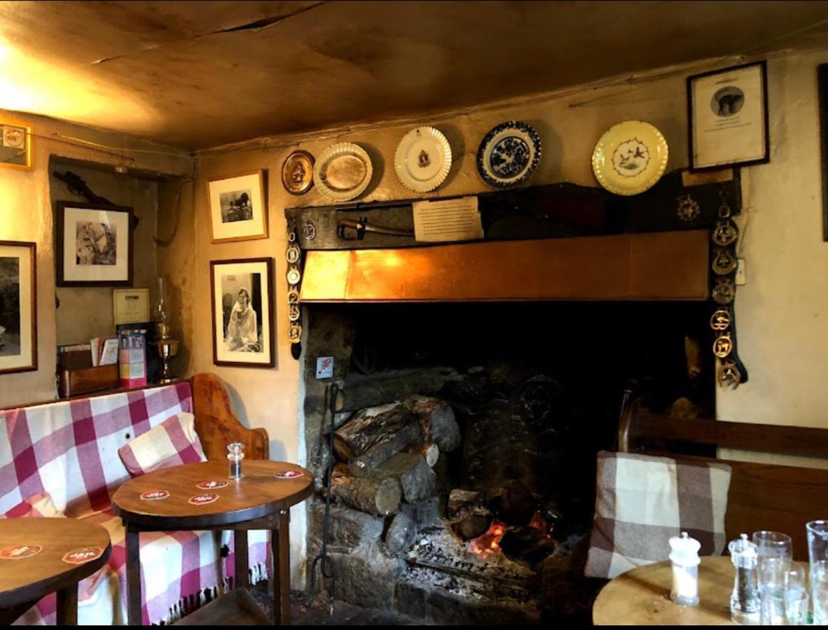 The Northmore Arms Throwleigh Εξωτερικό φωτογραφία