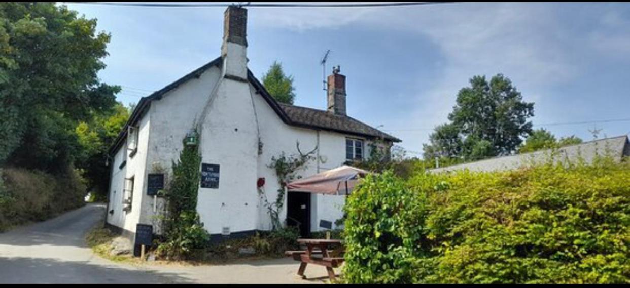 The Northmore Arms Throwleigh Εξωτερικό φωτογραφία
